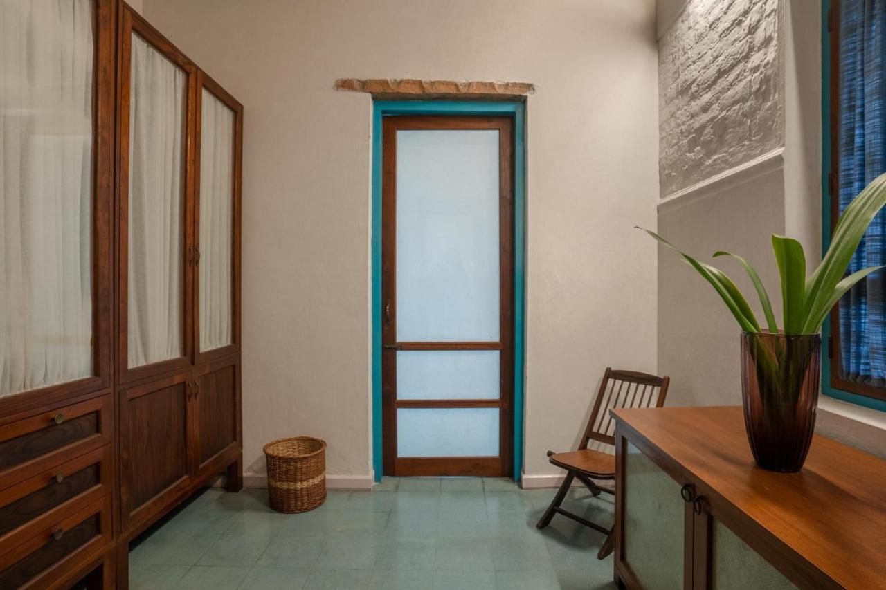 Lohonostays Bamboo House Sadhrana Bagh คูร์เคาน์ ภายนอก รูปภาพ